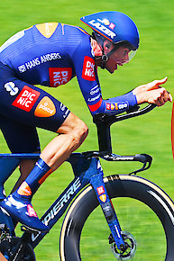 Secret Space UFOs: NASA's First Missions