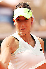 Rebeka Masarova - Tamara Korpatsch