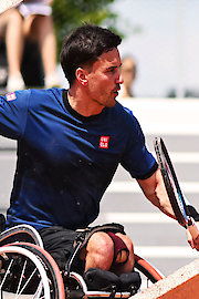 A. Hewett / G. Reid - T. Miki / C. Ratzlaff