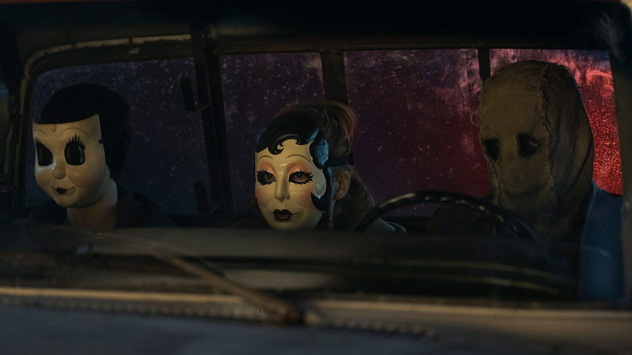 THE STRANGERS - CHAPTER 3