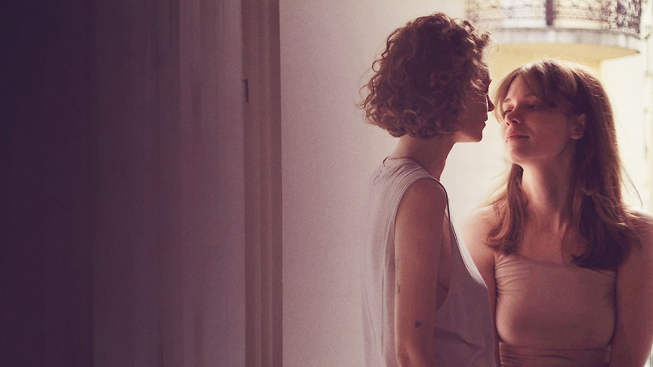 Upon Her Lips: Kiss Me