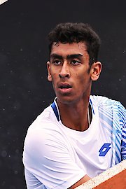 Arnav Vijay Paparkar - Vincent Jakob Reisach