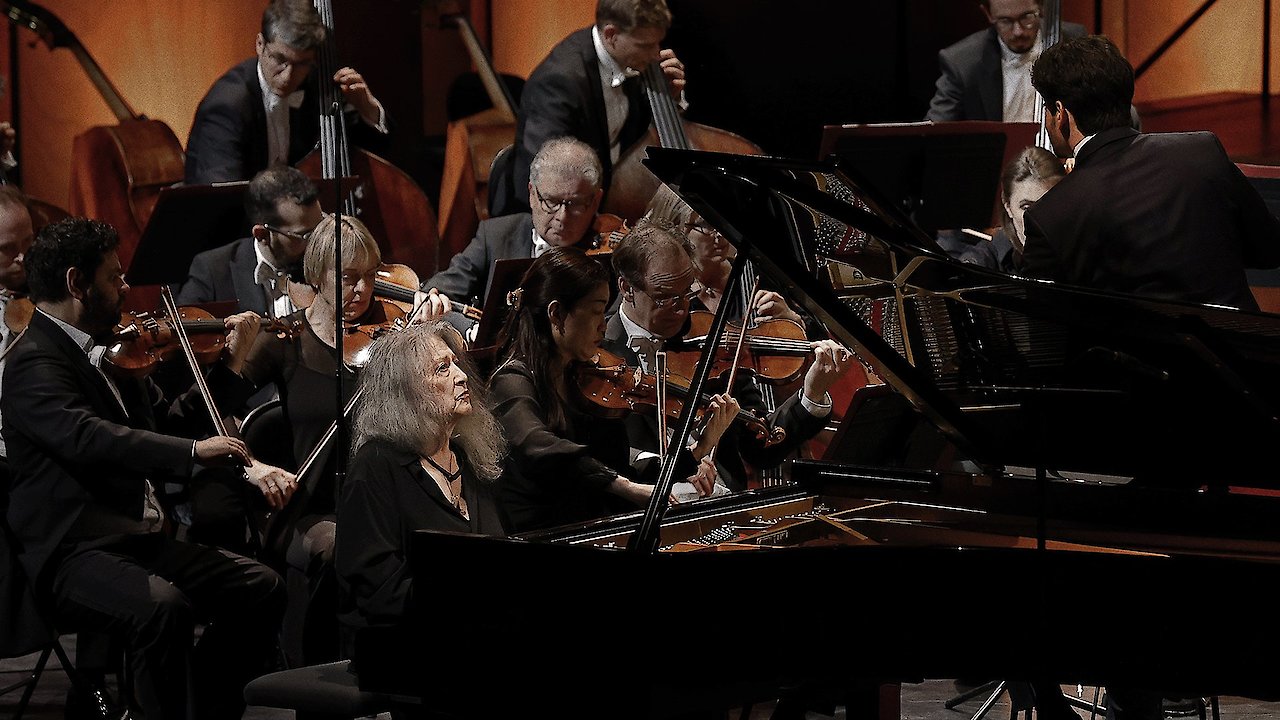 Martha Argerich Performs Beethoven