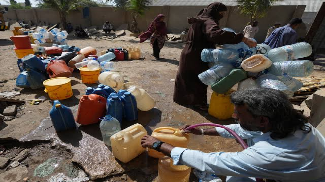 planet e.: Living with Waste Water