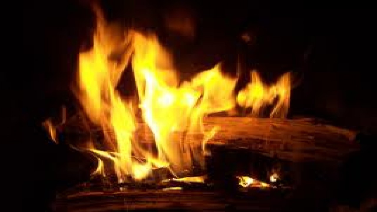 Fireplace for Your Home: Crackling Fireplace
