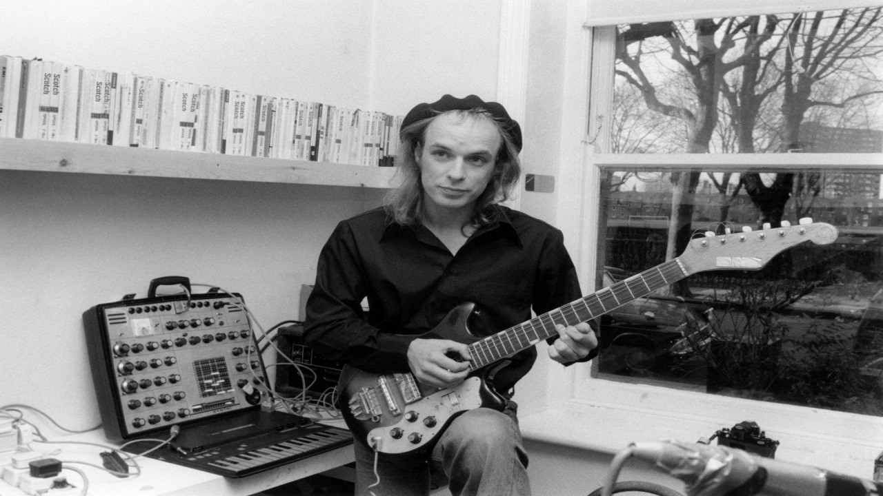 Brian Eno - 1971-1977: The Man Who Fell To Earth