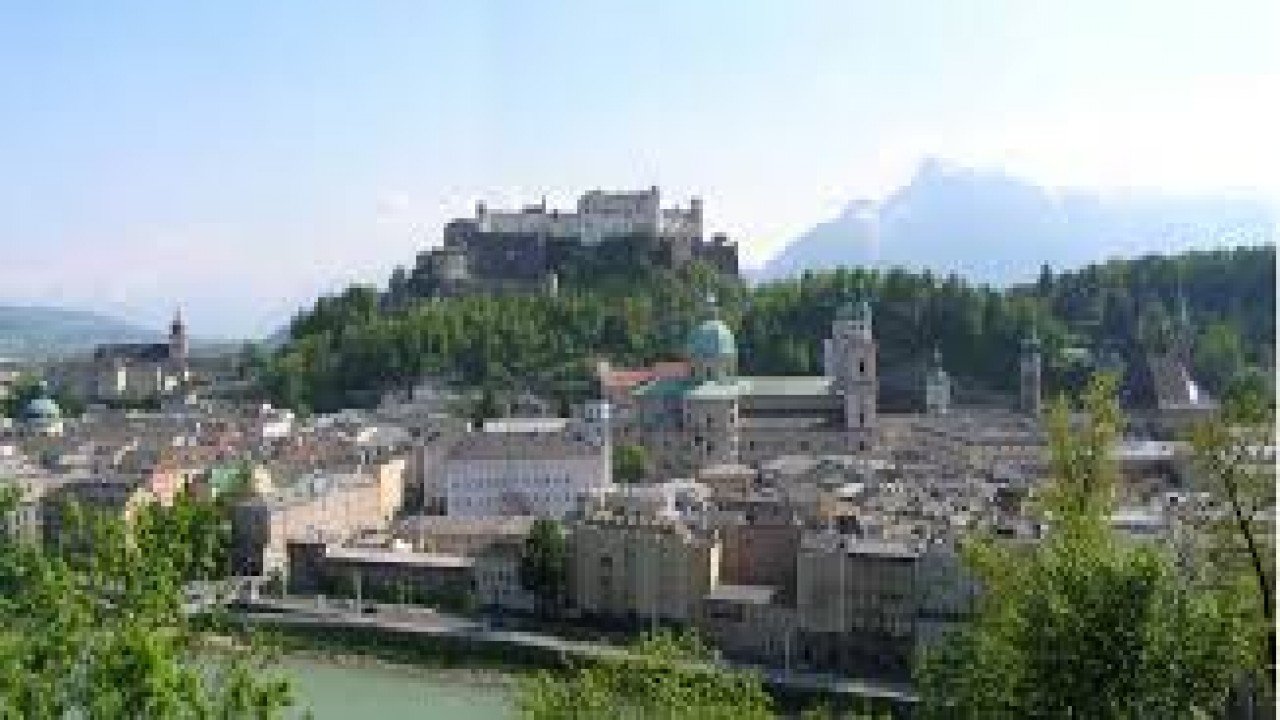 Naxos Scenic Musical Journeys: Salzburg - A Musical Tour of the City of Mozart