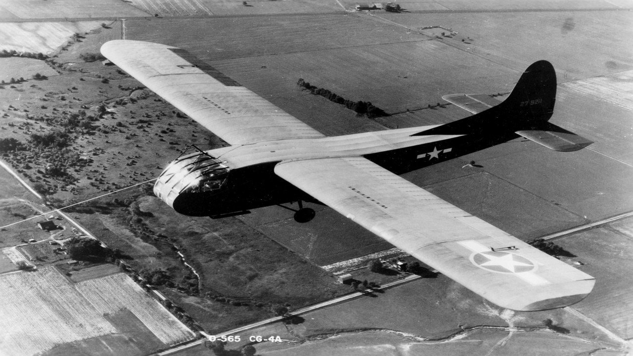 Hunters in the Sky: Silent Wings - The American Glider Pilots of WWII