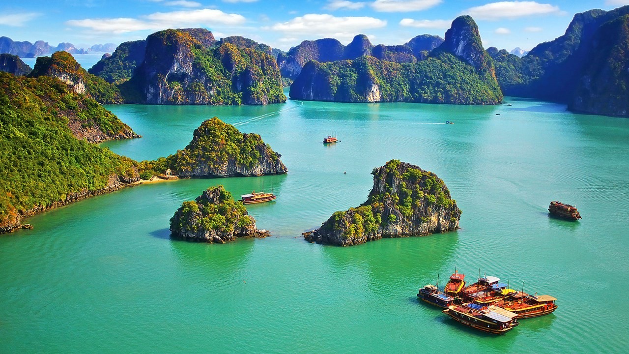 Cities of the World: Vietnam