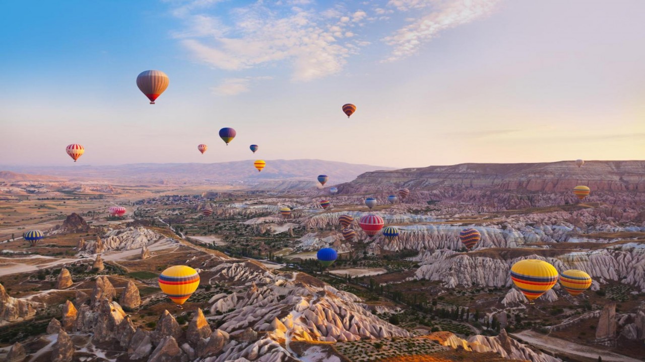 On Tour Exploring the Extraordinary: Cappadocia Balloons