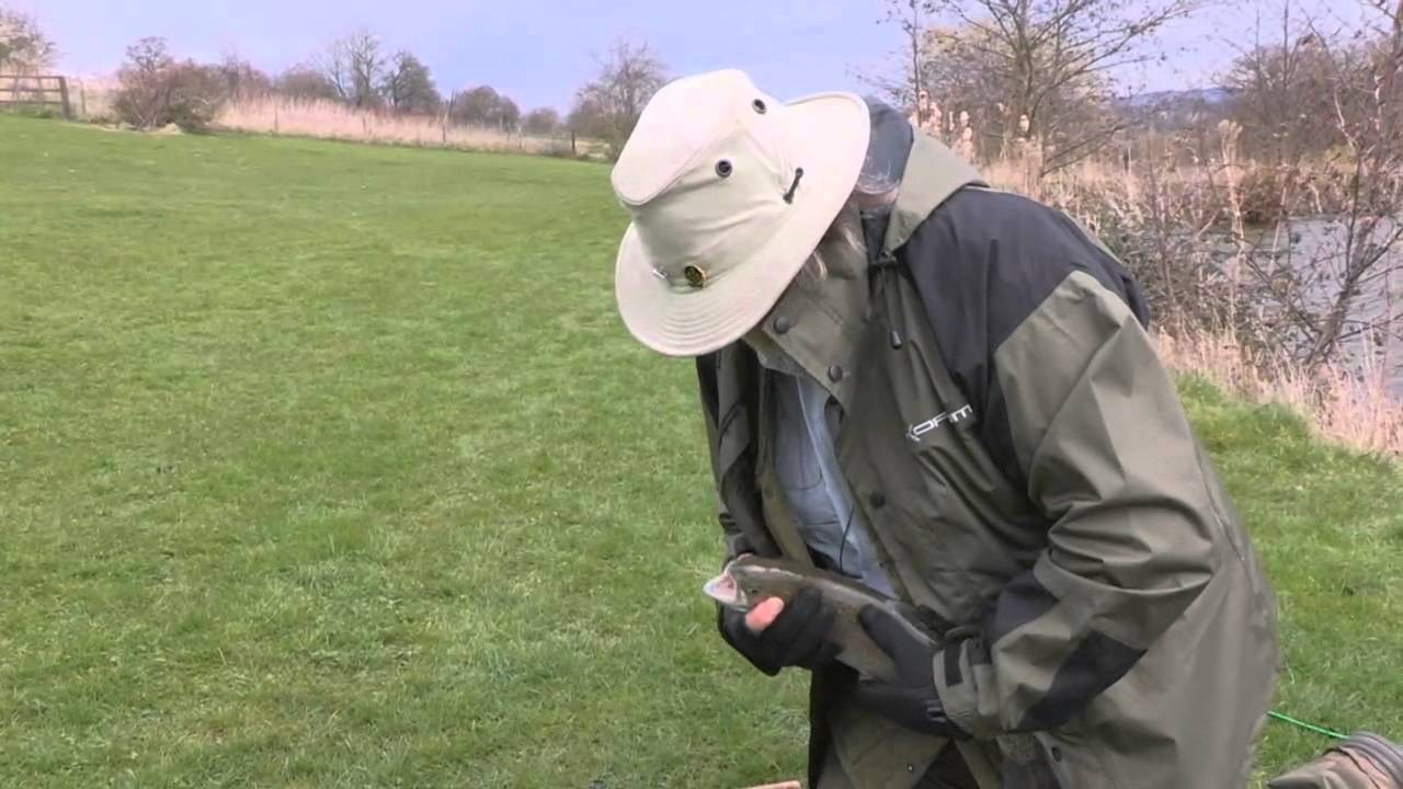 Fishing with the Experts for Barbel with Des Taylor & Bob Nudd