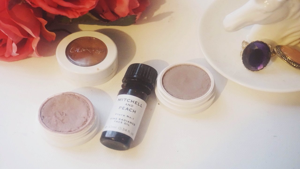 How to Fix Your Dry Colourpop Eyeshadow