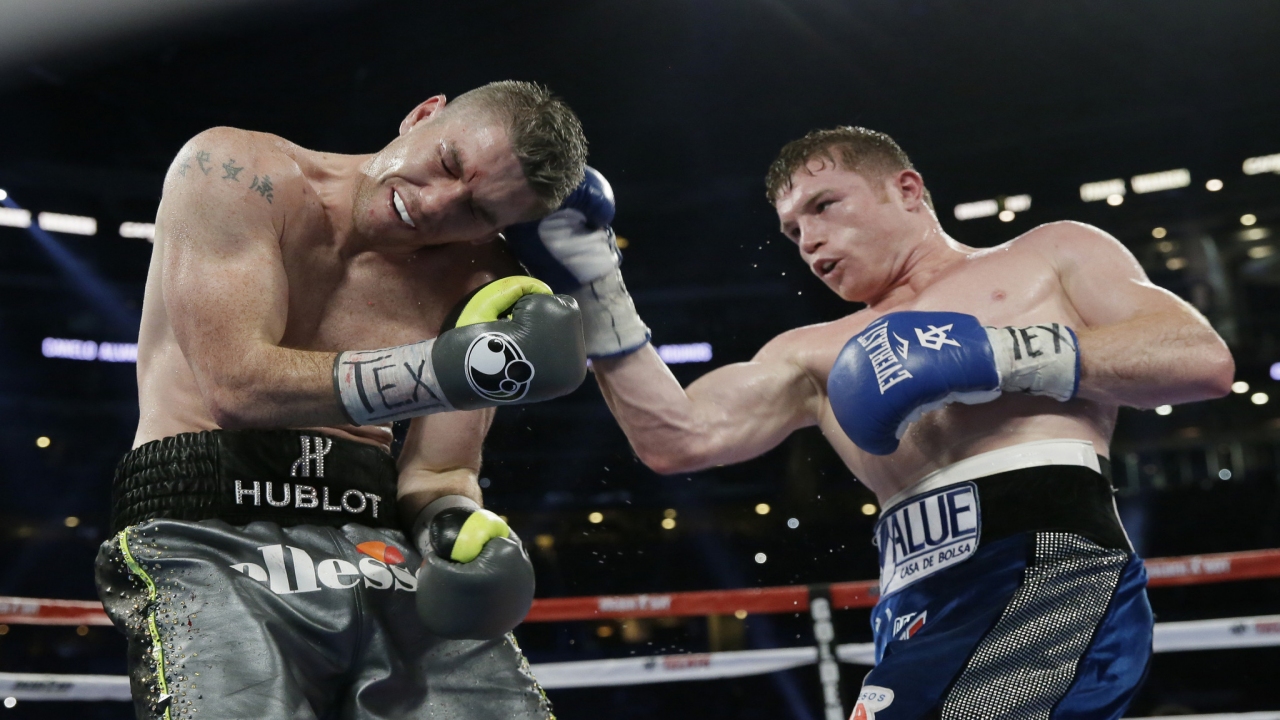 Canelo Alvarez vs. Liam Smith