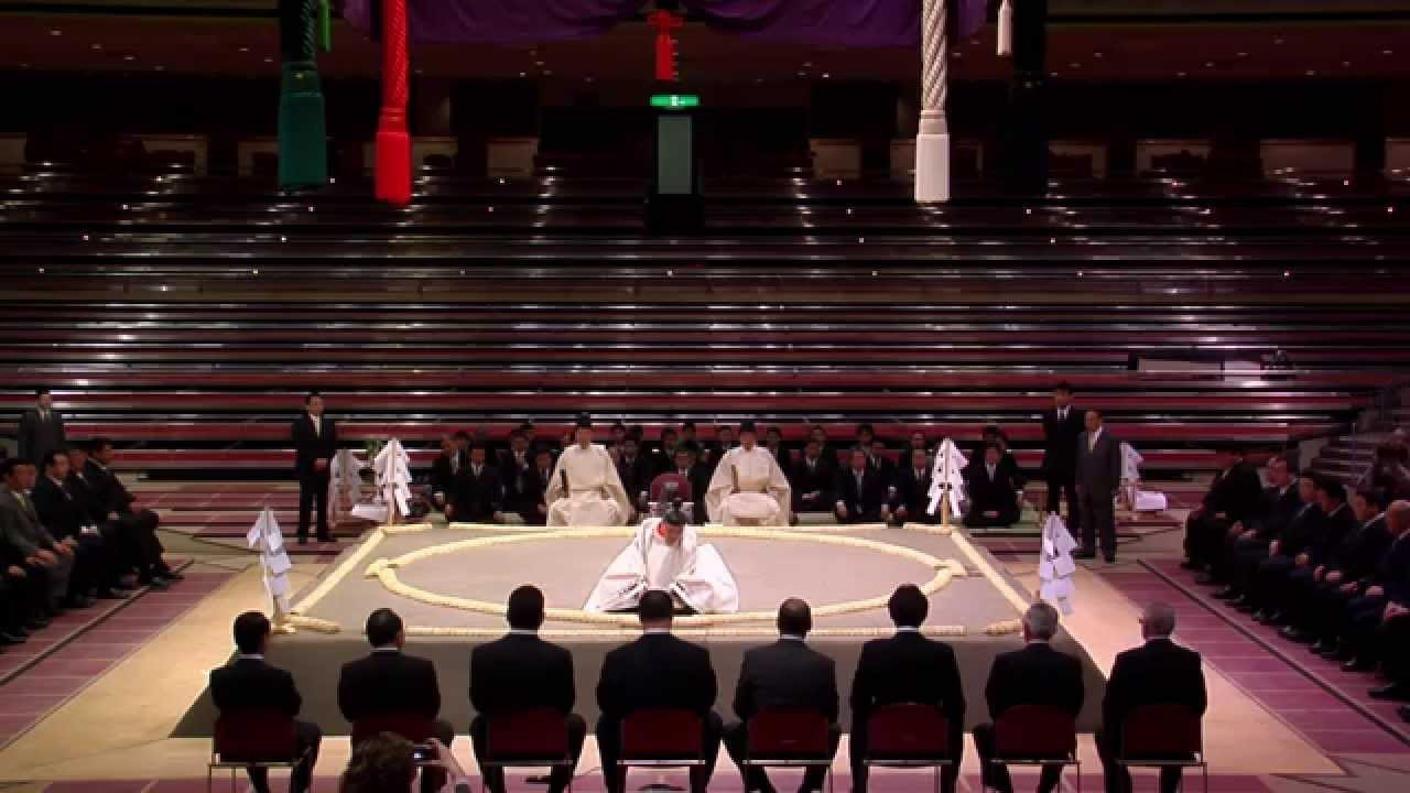 A Normal Life: Chronicle of a Sumo Wrestler