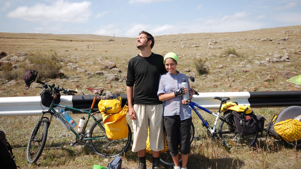 Janapar: Love on a Bike