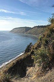 Hiking with Valentine - Ebey's Landing Trail, the Only National Historical Reserve of U.S.