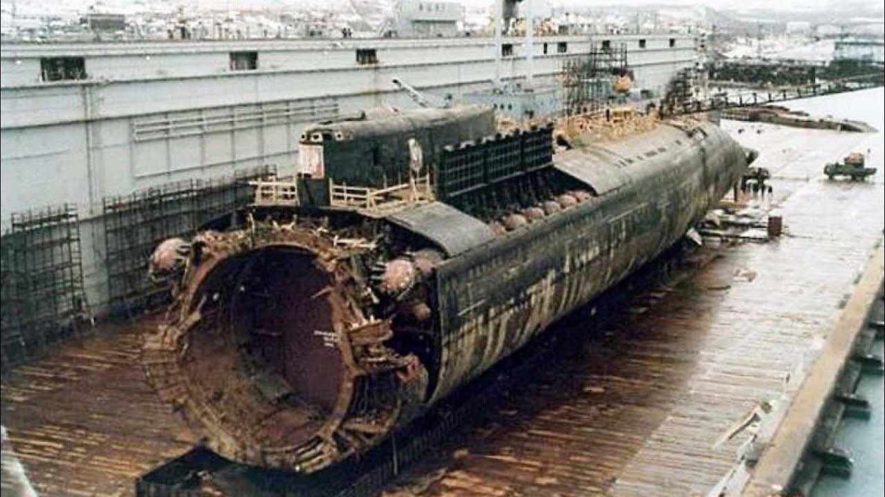 Kursk: A Submarine In Troubled Waters