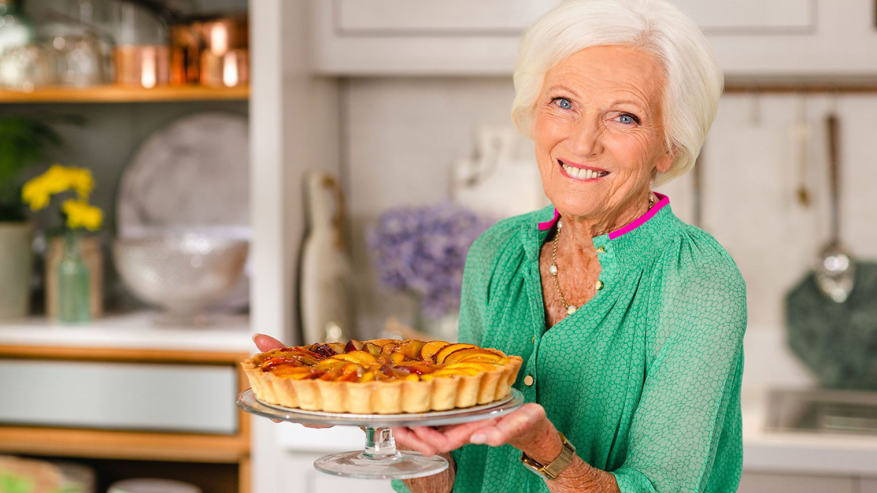Mary Berry: Cook and Share