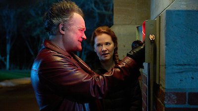 Mistletoe Murders Season 2 Episode 4