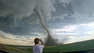 In the Eye of the Storm: Chasers Season 1 Episode 2