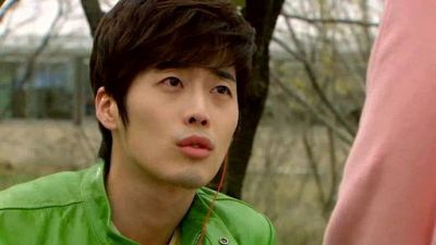 Listen to My Heart Season 1 Episode 9