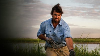 Watch Outback Wrangler Season 3 Episode 6 - Croc at the Door Online Now
