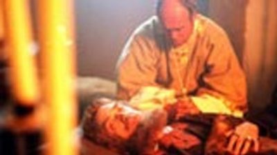 Monarchy Season 1 Episode 2