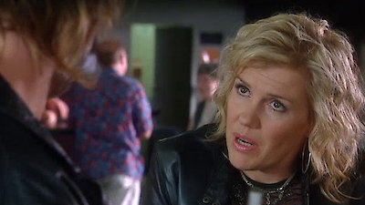 Outrageous Fortune Season 1 Episode 10