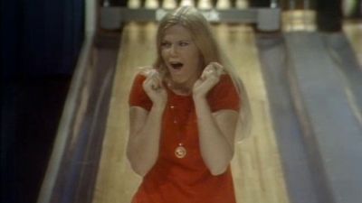 Celebrity Bowling Season 1 Episode 32