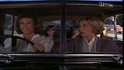 Scarecrow and Mrs. King Season 2 Episode 18