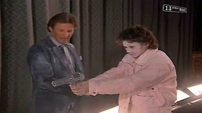 Scarecrow and Mrs. King Season 2 Episode 19