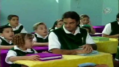 Watch La Familia P. Luche Season 1 Episode 8 - De Regreso a La Escuela ...