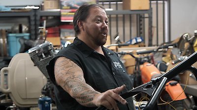 Watch Counting Cars Season 7 Episode 3 - Tommy Lee's Chopper Online Now