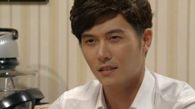 May Queen Season 1 Episode 11