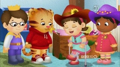 Watch Daniel Tiger's Neighborhood Season 4 Episode 3 - Daniel's New ...