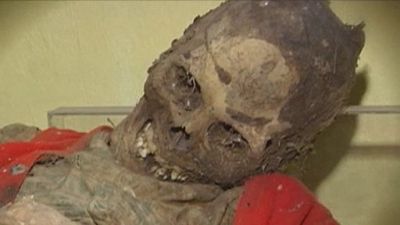 Extranormal Season 1 Episode 17