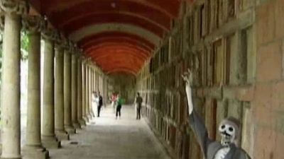 Extranormal Season 1 Episode 112