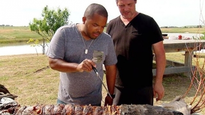 Man, Fire, Food Season 3 Episode 9