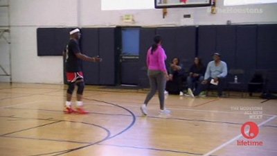 The Houstons: On Our Own Season 1 Episode 5