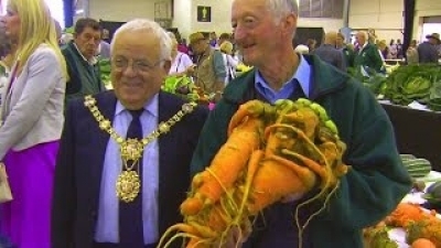 Outrageous Season 1 Episode 1