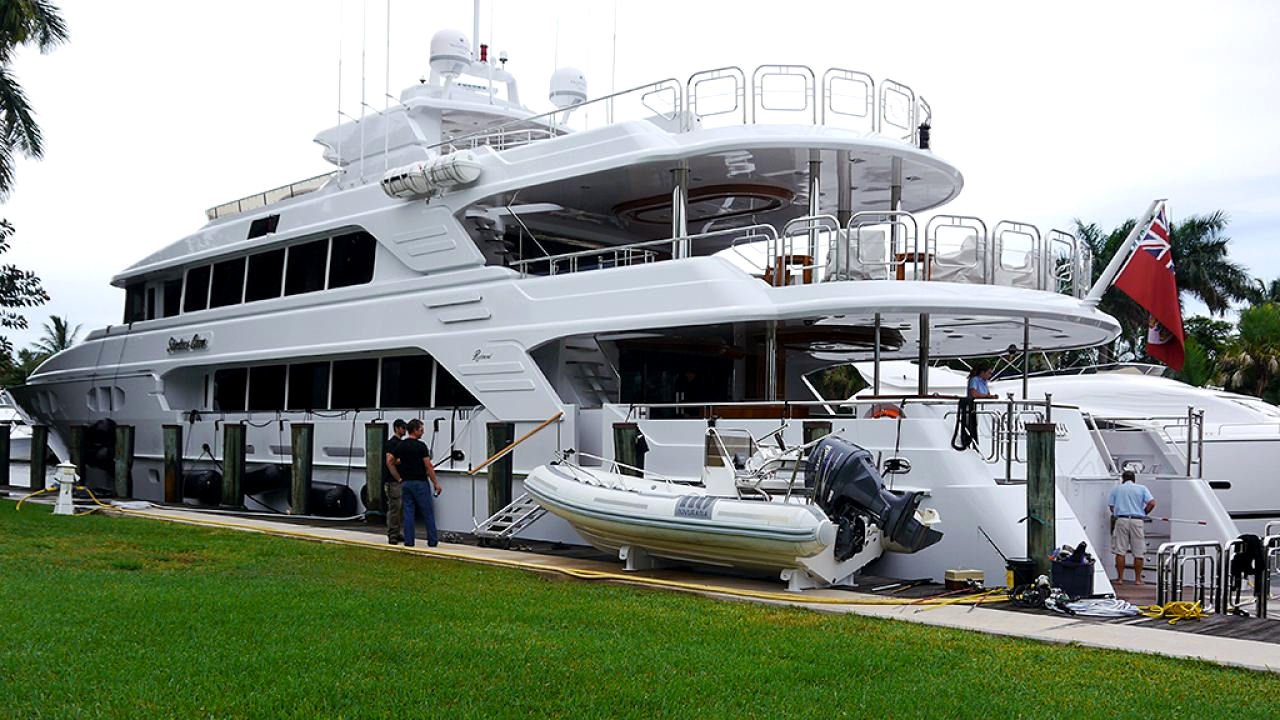 extreme yachts tv show