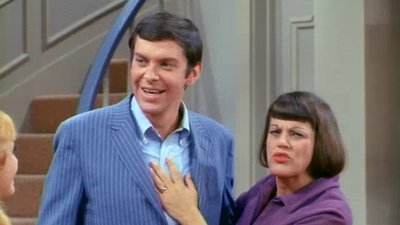 The Mothers-In-Law Season 1 Episode 30