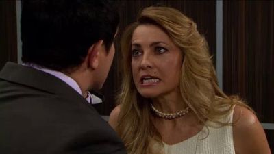 Corona de Lágrimas Season 1 Episode 18