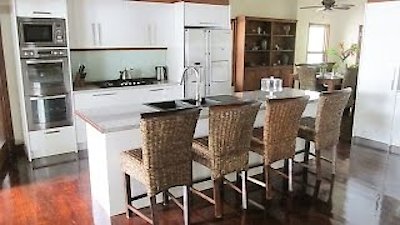 Island Hunters Season 3 Episode 4