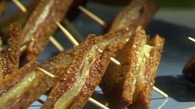 The Essence of Emeril Season 1 Episode 14