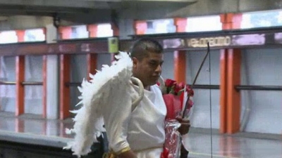 Laura Season 2 Episode 44