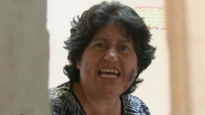 Laura Season 2 Episode 204