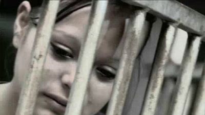 Laura Season 3 Episode 48