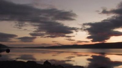 En Busca de Monstruos Season 3 Episode 1