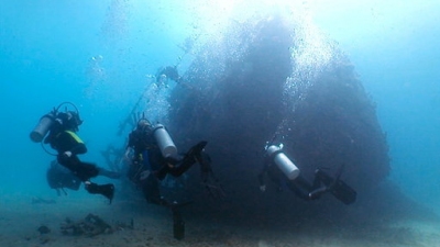 Secrets of the Deep Season 1 Episode 5